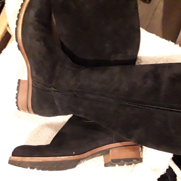 Ugg Boots - Picture 7 of 7